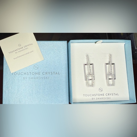 Touchstone Crystal Swarovski - Be Open Earrings - Picture 3 of 5